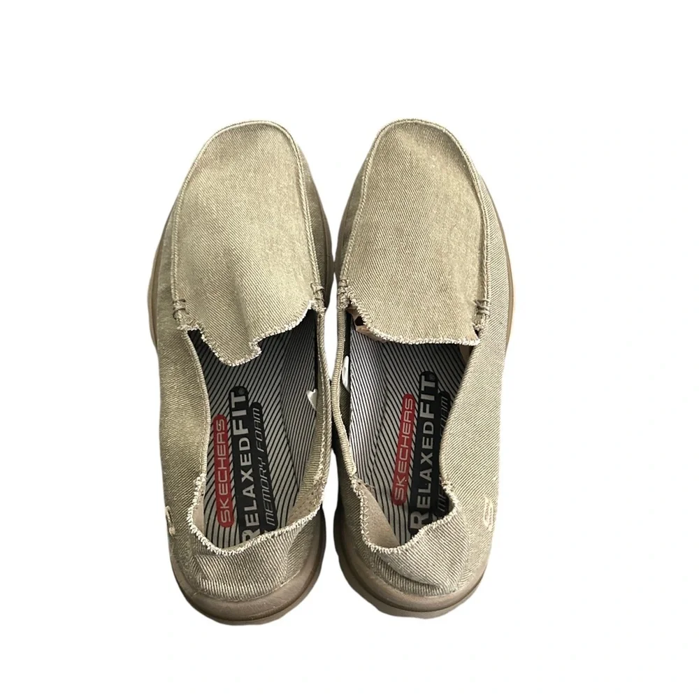 Skechers Men's Relaxed Fit Tan Memory Foam SN 64368 Slip On Shoes Size 11